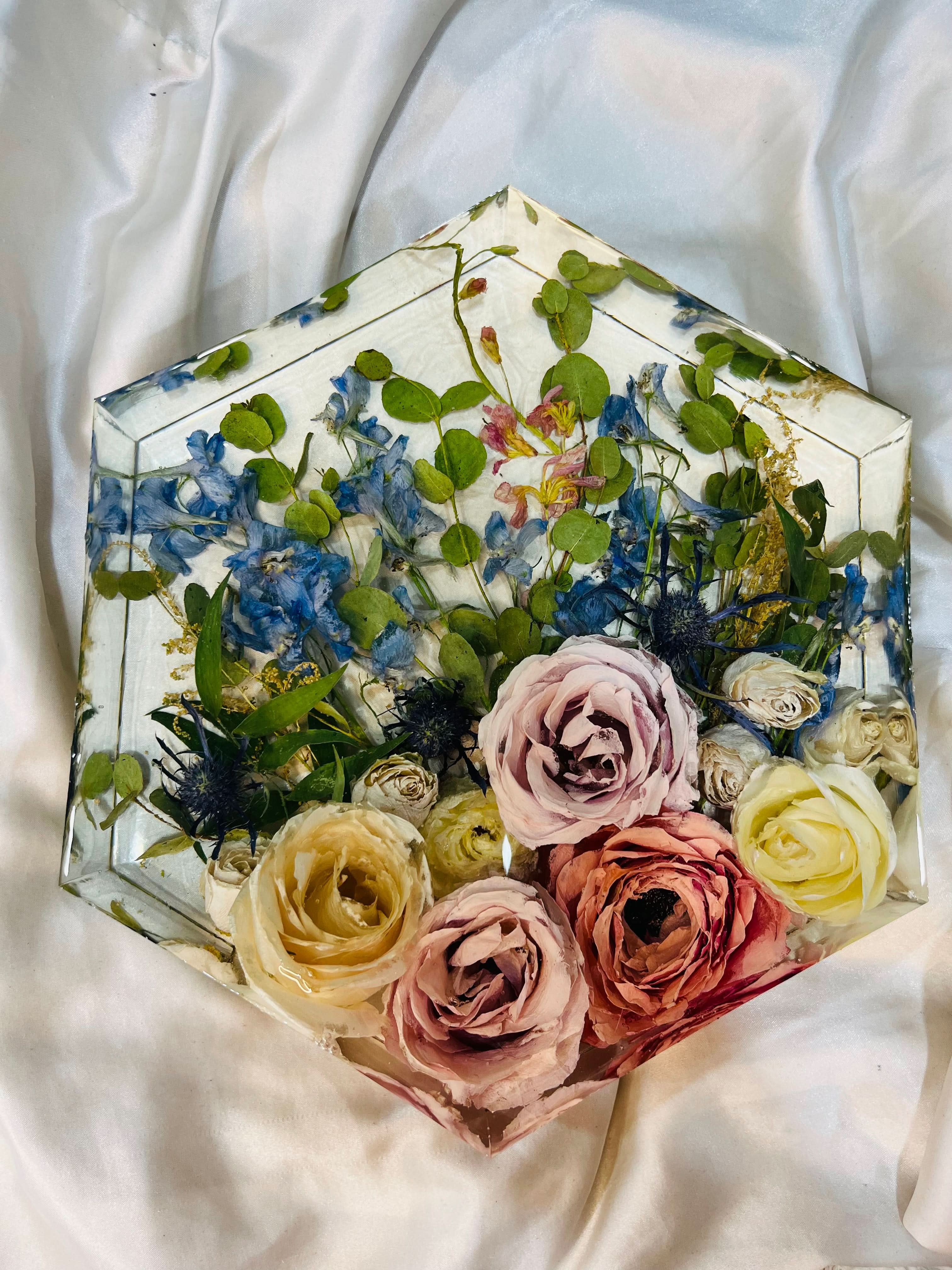 Wedding Bouquet Preservation- Hexagon 8" Wedding Bouquet Preservation- Hexagon 8"