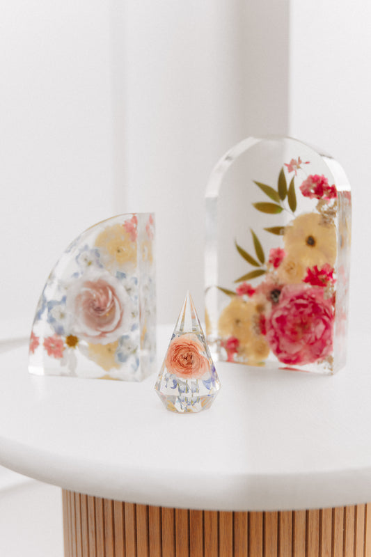 Flower preservation in resin, utah